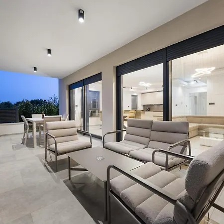 Villa Modern Istrian Da Ella - By Istrabook Krnica