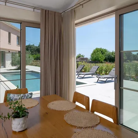 Βίλα Modern Istrian Da Ella - By Istrabook Krnica