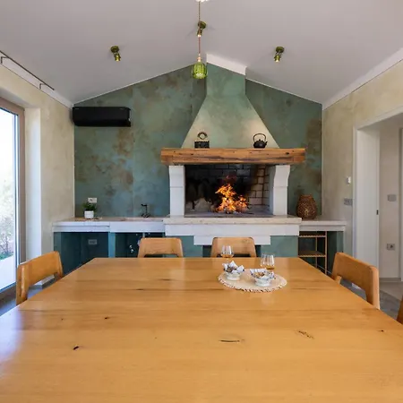 Βίλα Modern Istrian Da Ella - By Istrabook